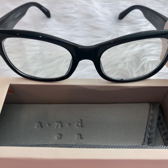 A New Day Women's Angular Square Blue Light Filtering Glasses W/Soft Case - Blk - Picture 4 of 8